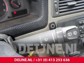 Volvo V-70 V70 (SW), Combi, 1999 / 2008 2.4 20V 170 picture 25