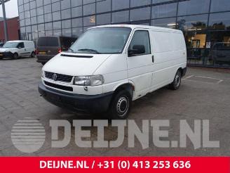 Volkswagen Transporter Transporter/Caravelle T4, Bus, 1990 / 2003 1.9 TDI picture 3