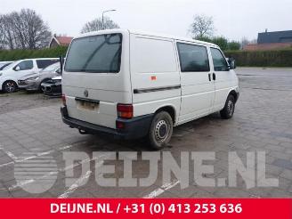 Volkswagen Transporter Transporter/Caravelle T4, Bus, 1990 / 2003 1.9 TDI picture 7