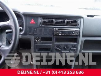 Volkswagen Transporter Transporter/Caravelle T4, Bus, 1990 / 2003 1.9 TDI picture 18