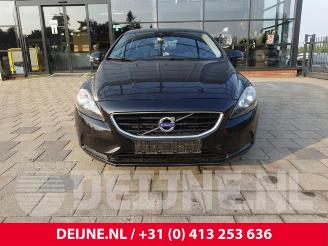 Volvo V-40 V40 (MV), Hatchback 5-drs, 2012 / 2019 1.6 D2 picture 2