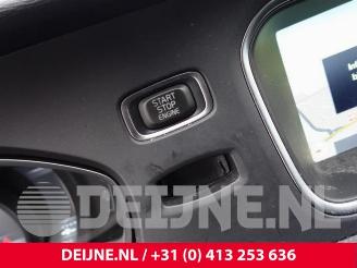 Volvo V-40 V40 (MV), Hatchback 5-drs, 2012 / 2019 2.0 D4 16V picture 26