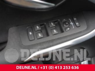 Volvo V-40 V40 (MV), Hatchback 5-drs, 2012 / 2019 2.0 D4 16V picture 18