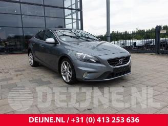 Vrakbiler auto Volvo V-40 V40 (MV), Hatchback 5-drs, 2012 / 2019 2.0 D2 16V 2015/12