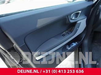 Polestar 2 Polestar 2, Liftback, 2019 82kWh Long Range Single Motor picture 16