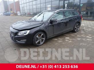 Volvo V-60 V60 I (FW/GW), Combi, 2010 / 2018 2.4 D6 20V Plug-in Hybrid AWD picture 3