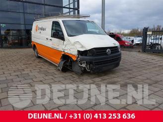 Uttjänta bilar auto Volkswagen Transporter Transporter T5, Van, 2003 / 2015 2.0 TDI DRF 2015/8