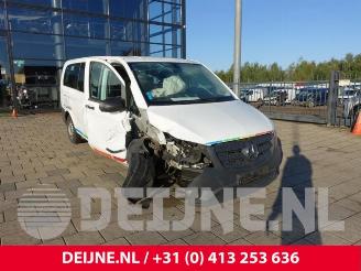 Vrakbiler auto Mercedes Vito Vito Tourer (447.7), Bus, 2014 1.6 109 CDI 16V 2017/8