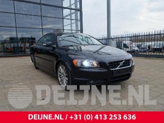 Vrakbiler auto Volvo C-70 C70 (MC), Cabrio, 2006 / 2013 2.4 D5 20V Autom. 2009/4