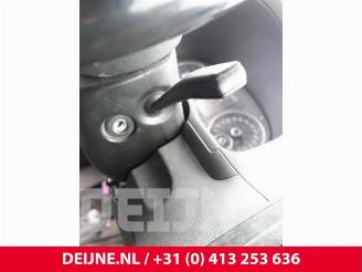 Volkswagen Caddy Caddy III (2KA,2KH,2CA,2CH), Van, 2004 / 2015 1.6 TDI 16V picture 27