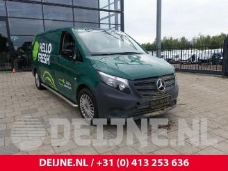 Auto da rottamare Mercedes Vito eVito Tourer (447.7), Bus, 2019 90 kWh 2022/9