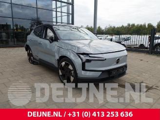 Salvage car Volvo EX30 EX30, SUV, 2023 Single Motor 2024/3