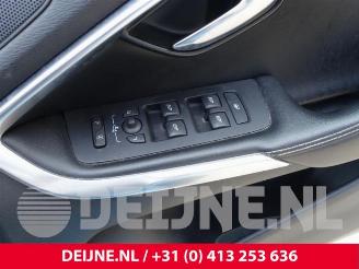 Volvo V-40 V40 (MV), Hatchback 5-drs, 2012 / 2019 1.6 D2 picture 27