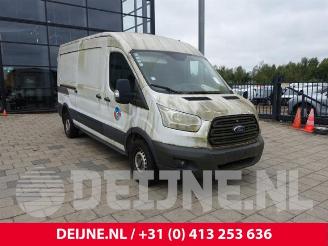 krockskadad bil motor Ford Transit Transit, Van, 2013 2.2 TDCi 16V 2015/9