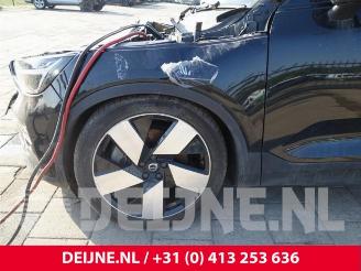 Volvo C-40 C40 Recharge (XK), SUV, 2021 / 2024 Recharge Twin 78 kWh picture 9