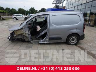 Peugeot Partner Partner (EA//EF/EN/EU), Van, 2018 e-Partner 50 kWh picture 4