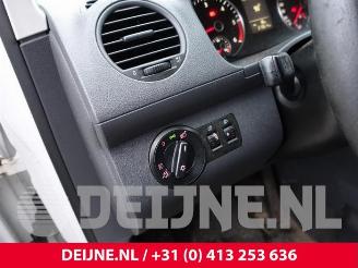 Volkswagen Caddy Caddy III (2KA,2KH,2CA,2CH), Van, 2004 / 2015 1.6 TDI 16V picture 21