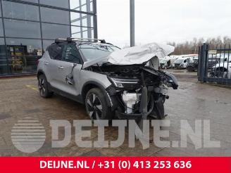 Vrakbiler auto Volvo XC40 XC40 (XZ), SUV, 2017 Recharge Twin 78/82 kWh 2024/4