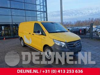 Vrakbiler auto Mercedes Vito eVito (447.6), Van, 2019 41/60/66 kWh 2020/11