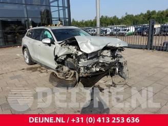 Purkuautot passenger cars Volvo V-60 V60 Cross Country I (FZ), Combi, 2010 / 2018 2.0 D3 16V 2020/8