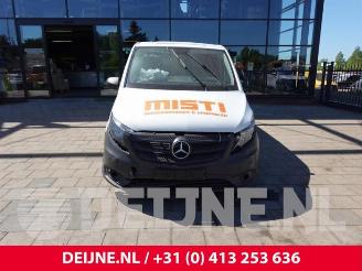 Mercedes Vito Vito (447.6), Van, 2014 2.2 114 CDI 16V picture 2