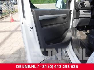 Peugeot Expert Expert (V1/VA/VB/VE/VF/VT/VY), Van, 2016 2.0 Blue HDi 180 16V picture 9