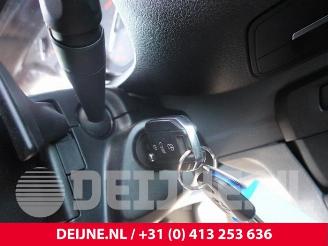 Peugeot Expert Expert (V1/VA/VB/VE/VF/VT/VY), Van, 2016 2.0 Blue HDi 180 16V picture 29