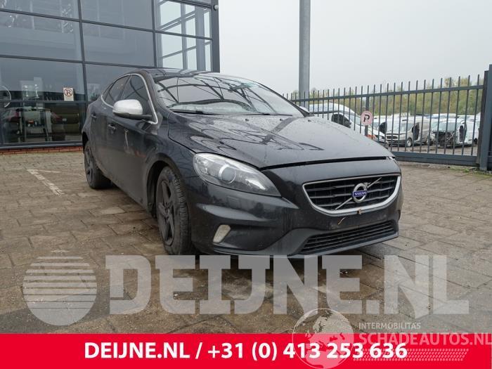 Volvo V-40 V40 (MV), Hatchback 5-drs, 2012 / 2019 2.0 D2 16V