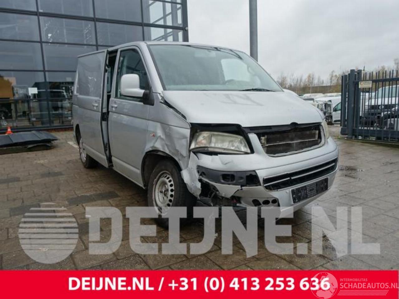 Volkswagen Transporter Transporter T5, Van, 2003 / 2015 1.9 TDi