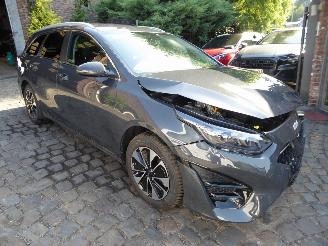 Kia Ceed Sportwagon Hybrid picture 3