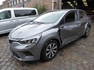 krockskadad bil auto Renault Clio V Equilibre 2023/8