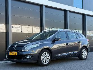 ocasión turismos Renault Mégane 1.5 DCI Bose Navi Clima PDC 2013/7