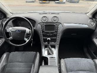 Ford Mondeo 2.0 EcoBoost Titanium picture 5