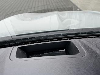BMW 5-serie 520d Virtual Cockpit Hade-Up Pano EURO-6 picture 11