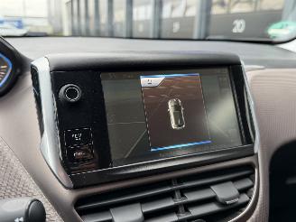 Peugeot 2008 1.6 e-HDi Allure Clima Navi PDC picture 10