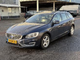  Volvo V-60 2.0 D4 Summum Dak Clima PDC 2014/8