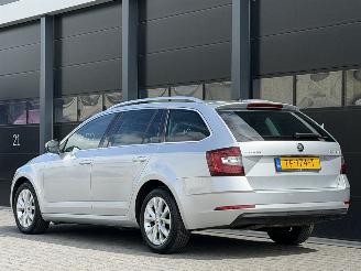 Skoda Octavia 1.6 TDI Navi Clima PDC AUTOMAAT picture 5