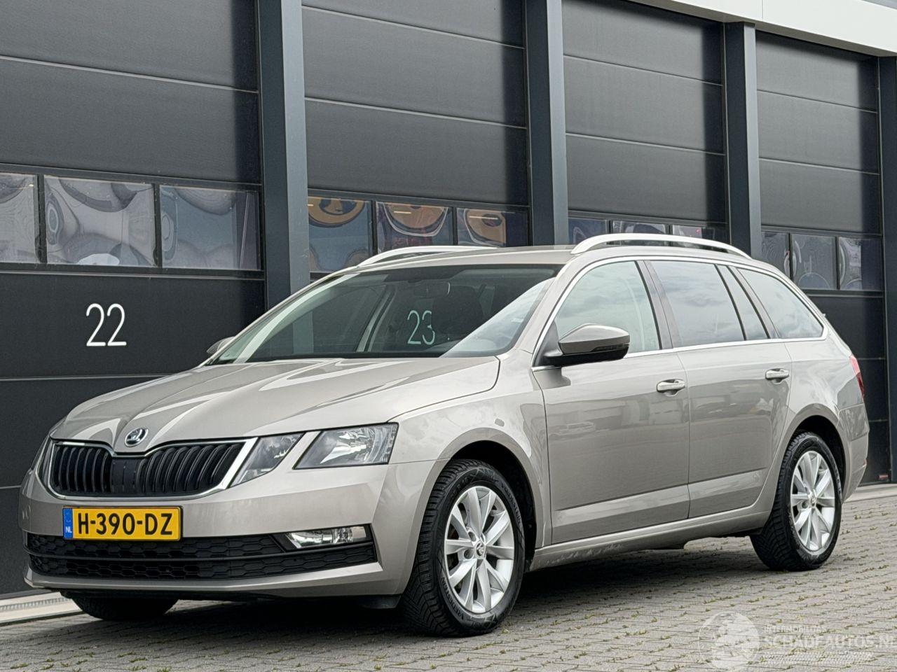 Skoda Octavia 1.6 TDI Navi Clima PDC