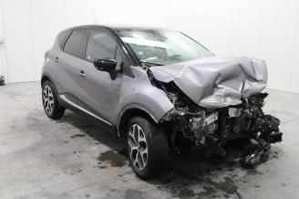 Renault Captur  picture 2