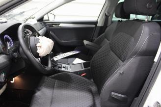 Skoda Superb  picture 12