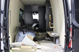 Mercedes Sprinter  picture 18