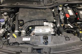 Peugeot 2008  picture 14