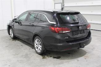 Opel Astra  picture 4