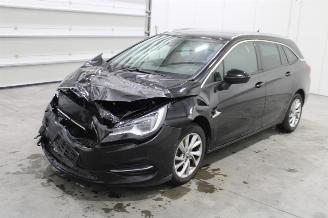 rozbiórka samochody osobowe Opel Astra  2020/3