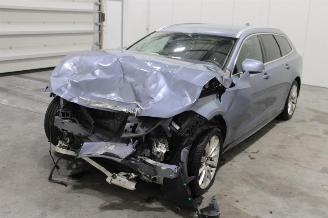 Vrakbiler auto Volvo V-90 V90 2019/8
