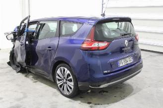 Renault Scenic  picture 4