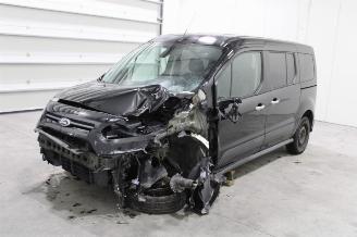 Coche siniestrado Ford Tourneo  2016/8