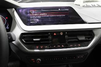 BMW 1-serie 116 picture 14