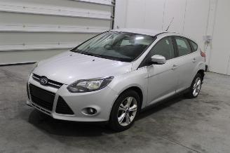 Salvage car Ford Focus  2012/7