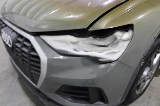 Audi Q3  picture 16